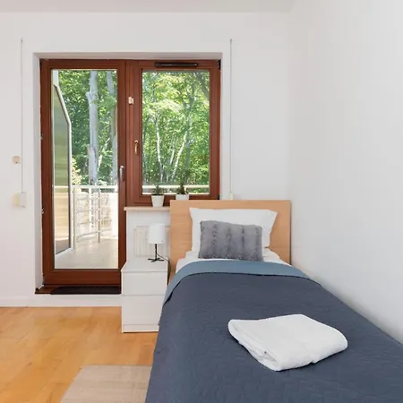 Apartman Family 2 Bedrooms & 1 Km To The By Renters *