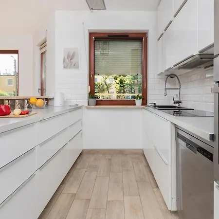 Apartman Family 2 Bedrooms & 1 Km To The By Renters Gdynia